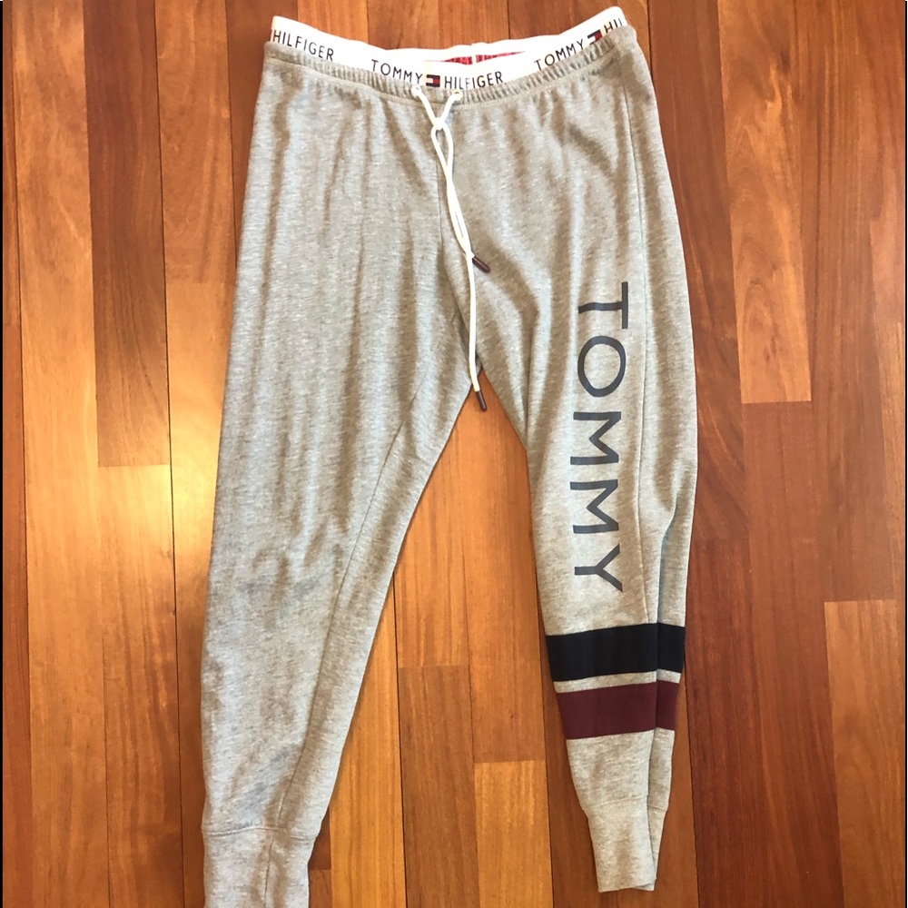tommy, joggers, stretchy.